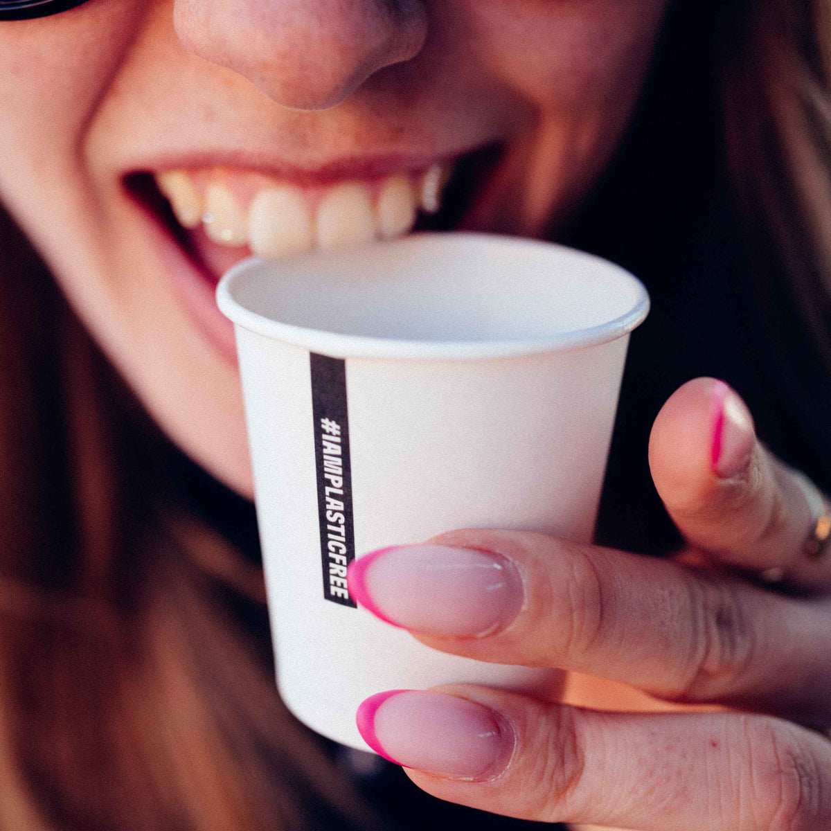 Plastic-free Coffee-To-Go Cups